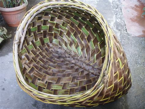 BUSLO: Tagalog.